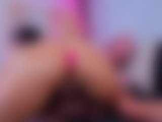 Chlooee's Live Sex Cam Show