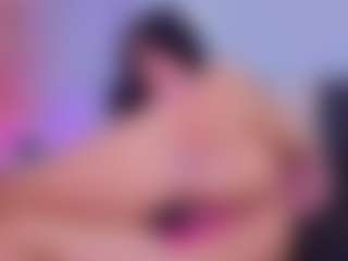 Chlooee's Live Sex Cam Show