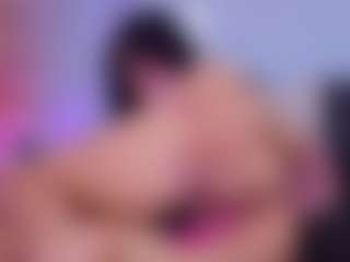 Chlooee's Live Sex Cam Show