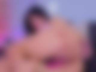 Chlooee's Live Sex Cam Show