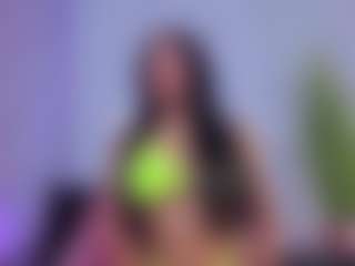 Chlooee's Live Sex Cam Show