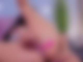 Live cam show with Chlooee - Busty on MyBangCams