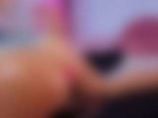 Chlooee's Live Sex Cam Show