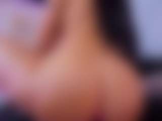 Chlooee's Live Sex Cam Show
