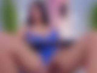 Chlooee's Live Sex Cam Show
