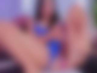 Chlooee's Live Sex Cam Show