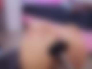 Chlooee's Live Sex Cam Show