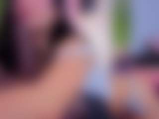 Chlooee's Live Sex Cam Show