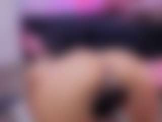 Chlooee's Live Sex Cam Show