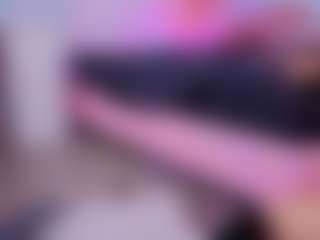 Chlooee's Live Sex Cam Show