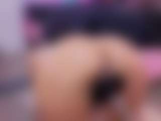 Live cam show with Chlooee - Anal on Camsoda
