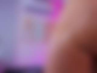 Chlooee's Live Sex Cam Show