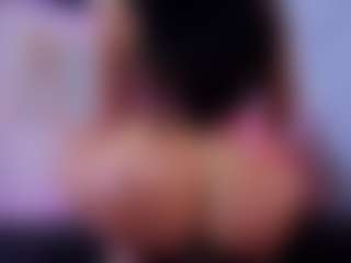 Chlooee's Live Sex Cam Show