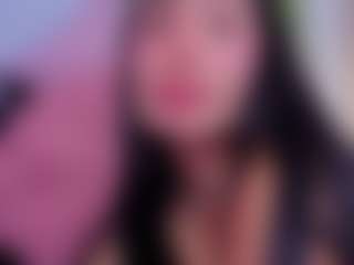 Live cam show with Chlooee - Gamer Latina on Camsoda | colombia