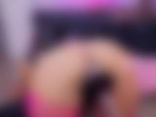 Chlooee's Live Sex Cam Show