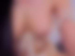 Chlooee's Live Sex Cam Show