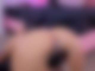 Chlooee's Live Sex Cam Show