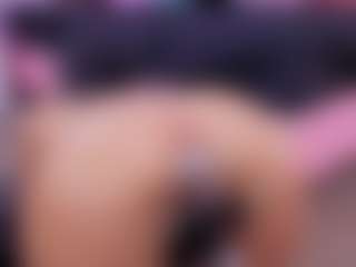 Chlooee's Live Sex Cam Show