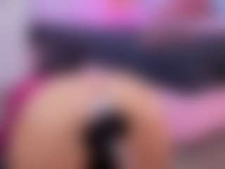 Chlooee's Live Sex Cam Show