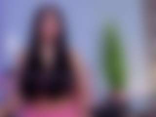 Chlooee's Live Sex Cam Show
