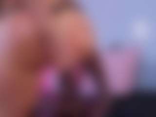 Chlooee's Live Sex Cam Show