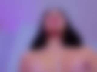 Chlooee's Live Sex Cam Show