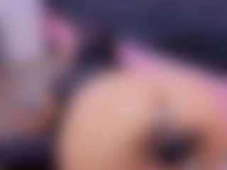 Chlooee's Live Sex Cam Show