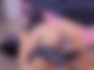 Chlooee's Live Sex Cam Show