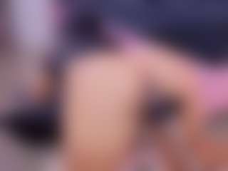 Chlooee's Live Sex Cam Show