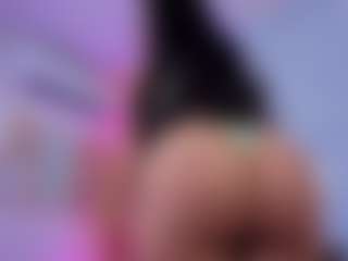 Chlooee's Live Sex Cam Show