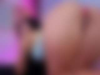 Chlooee's Live Sex Cam Show