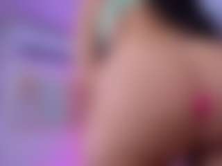 Chlooee's Live Sex Cam Show
