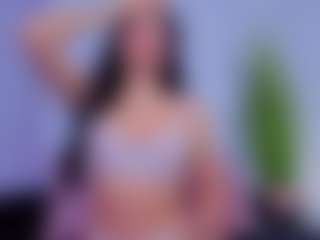 Chlooee's Live Sex Cam Show