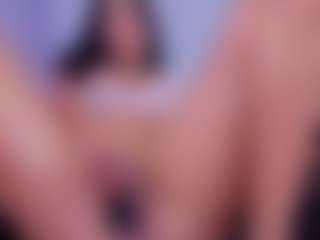 Chlooee's Live Sex Cam Show