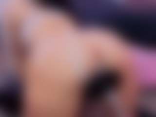 Chlooee's Live Sex Cam Show