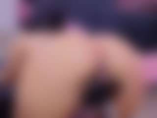 Chlooee's Live Sex Cam Show