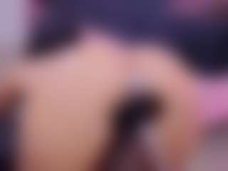 Chlooee's Live Sex Cam Show