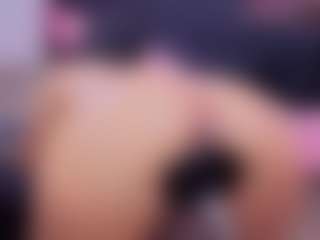 Chlooee's Live Sex Cam Show
