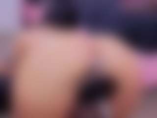 Chlooee's Live Sex Cam Show