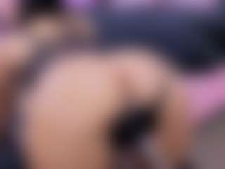 Chlooee's Live Sex Cam Show