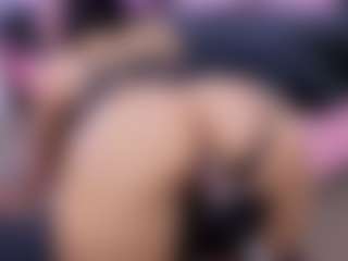 Chlooee's Live Sex Cam Show