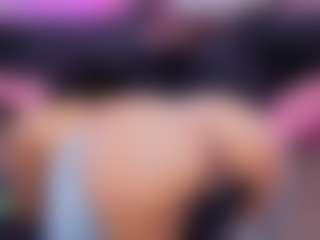Chlooee's Live Sex Cam Show