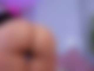 Chlooee's Live Sex Cam Show