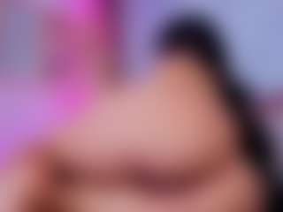 Chlooee's Live Sex Cam Show