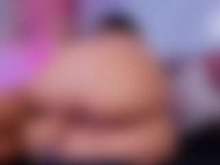 Chlooee's Live Sex Cam Show