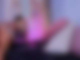 Chlooee's Live Sex Cam Show