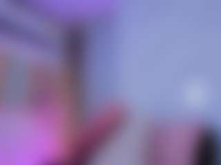 Chlooee's Live Sex Cam Show