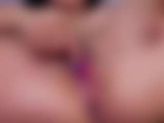 Chlooee's Live Sex Cam Show
