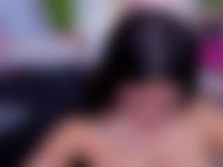 Chlooee's Live Sex Cam Show