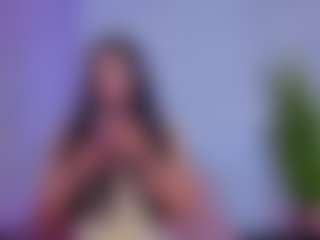 Chlooee's Live Sex Cam Show